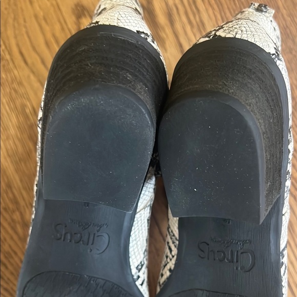 Circus by Sam Edelman Black and White Snakeskin Boots - Picture 7 of 8